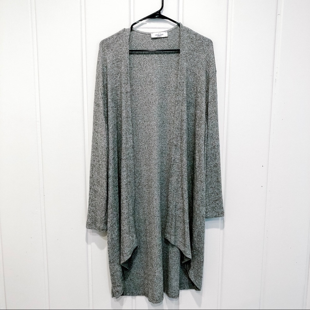 Carly Jean LA Kimono